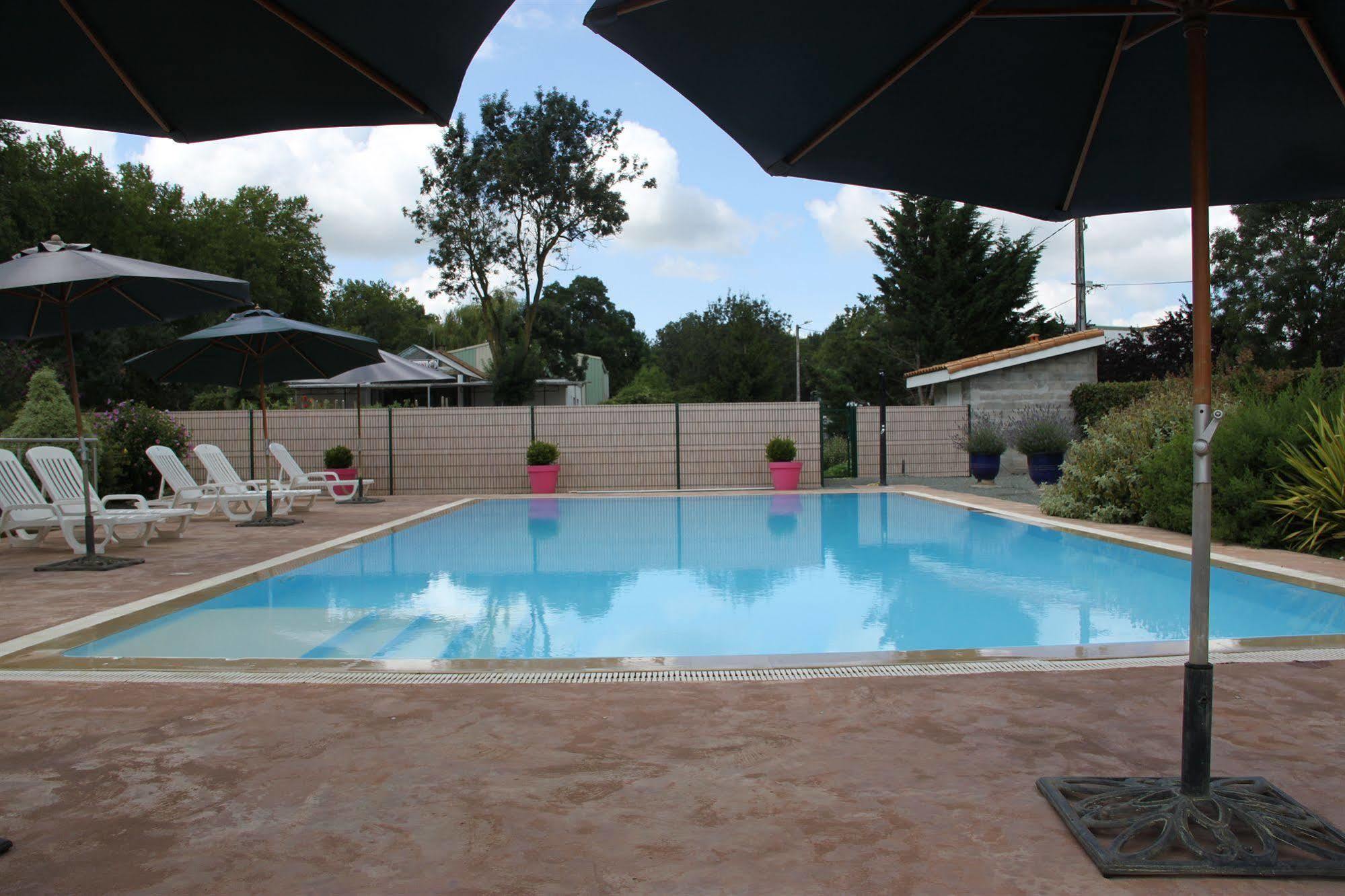 Agape Hotel Bessines Εξωτερικό φωτογραφία